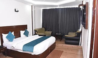 Fabhotel Burans Residency