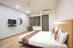 Fabhotel Royale 49