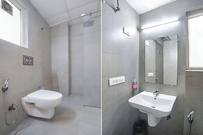 Fabhotel Royale 49