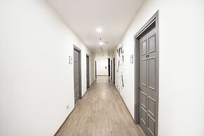 Fabhotel Royale 49