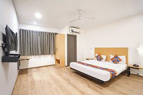 Fabhotel Royale 49