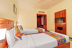 Fabhotel Grand Palace