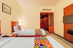 Fabhotel Grand Palace