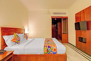 Fabhotel Grand Palace