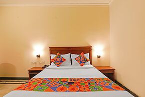 Fabhotel Grand Palace