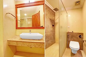 Fabhotel Grand Palace