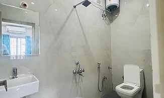 Fabhotel Bluemoon Residency