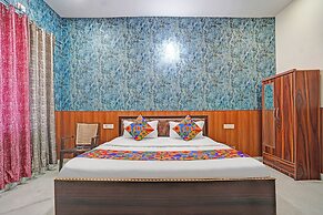 Fabhotel Comfort Inn