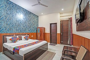 Fabhotel Comfort Inn