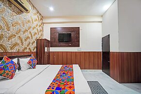 Fabhotel Comfort Inn