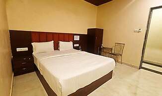 Fabhotel Surya Grand