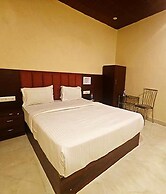 Fabhotel Surya Grand