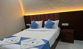 Fabhotel Surya Grand