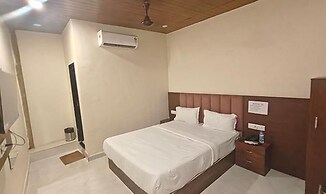 Fabhotel Surya Grand