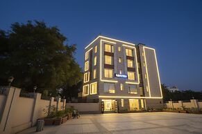 Fabhotel Star Inn