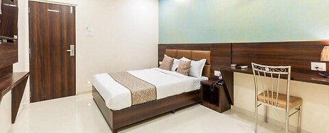 Fabhotel Bkc Annex
