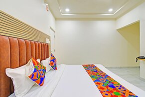 Fabhotel Lexus Grand