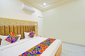 Fabhotel Lexus Grand