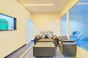 Fabhotel Lexus Grand