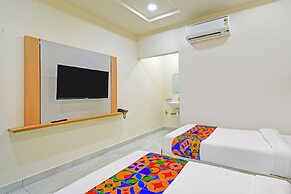 Fabhotel Lexus Grand