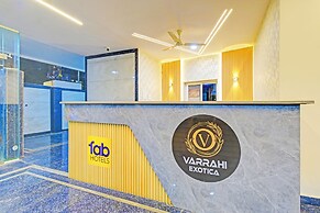 Fabhotel Lexus Grand