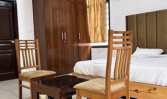 Fabhotel Aayat Home Stay