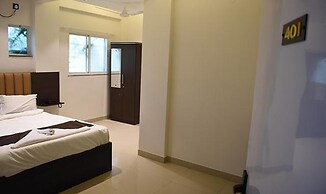 Fabhotel Lotus Executive