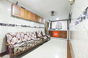 Fabexpress Le Royal Inn