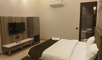 Fabhotel K9 Pearl