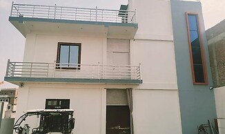 Fabhotel Sri Ram Milan Palace