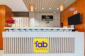 Fabhotel The Crown