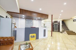 Fabhotel Lazeeno