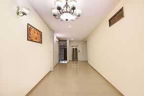 Fabhotel Lazeeno