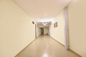 Fabhotel Lazeeno