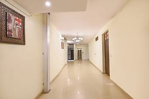 Fabhotel Lazeeno