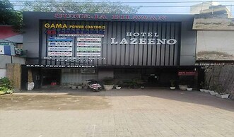Fabhotel Lazeeno