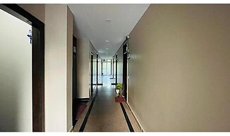 Fabhotel The Hide Away