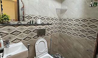 Fabhotel The Hide Away