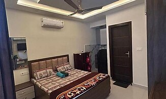 Fabhotel The Hide Away