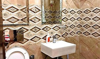 Fabhotel The Hide Away