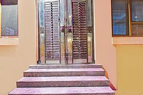 Fabexpress Vista Inn