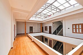 Fabexpress Vista Inn