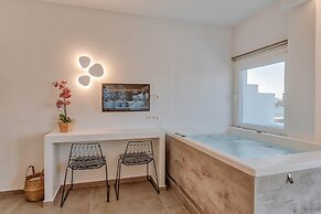 NAUTICA SUITES