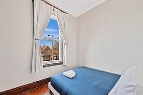 6 Bed Whole House In Chicagolands Trendy Berwyn 6 Bedroom Home