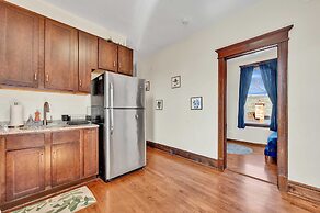 6 Bed Whole House In Chicagolands Trendy Berwyn 6 Bedroom Home