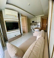 Teak GSR - Dusit Grand Park 2