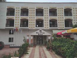 Rivador Hotel