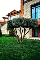 Hill Chalet Hotel & Resort