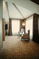 Hill Chalet Hotel & Resort