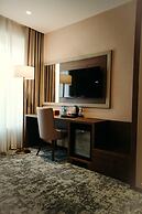 Hill Chalet Hotel & Resort